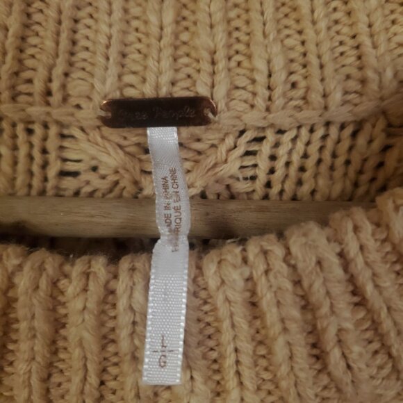 Free People Isla Cable Tunic Sweater Womens Large Camel Color Oversized - Picture 8 of 9